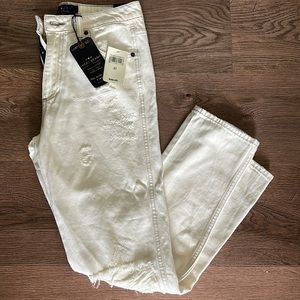 NWT - The High Rise Tomboy Lucky Brand - white